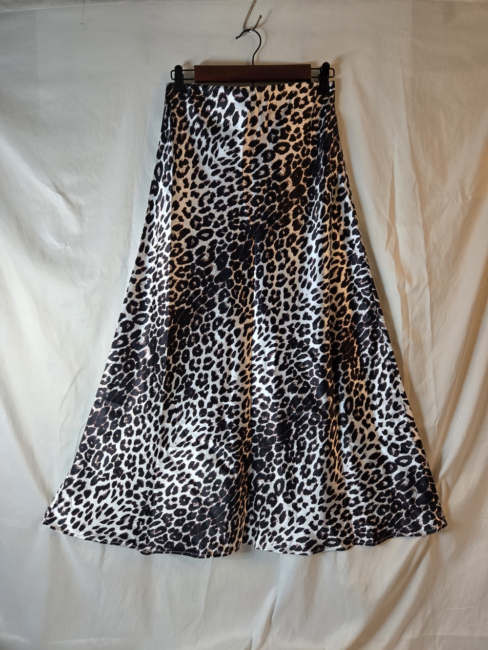 Leopard Print A-Line Midi Skirt - Black and White